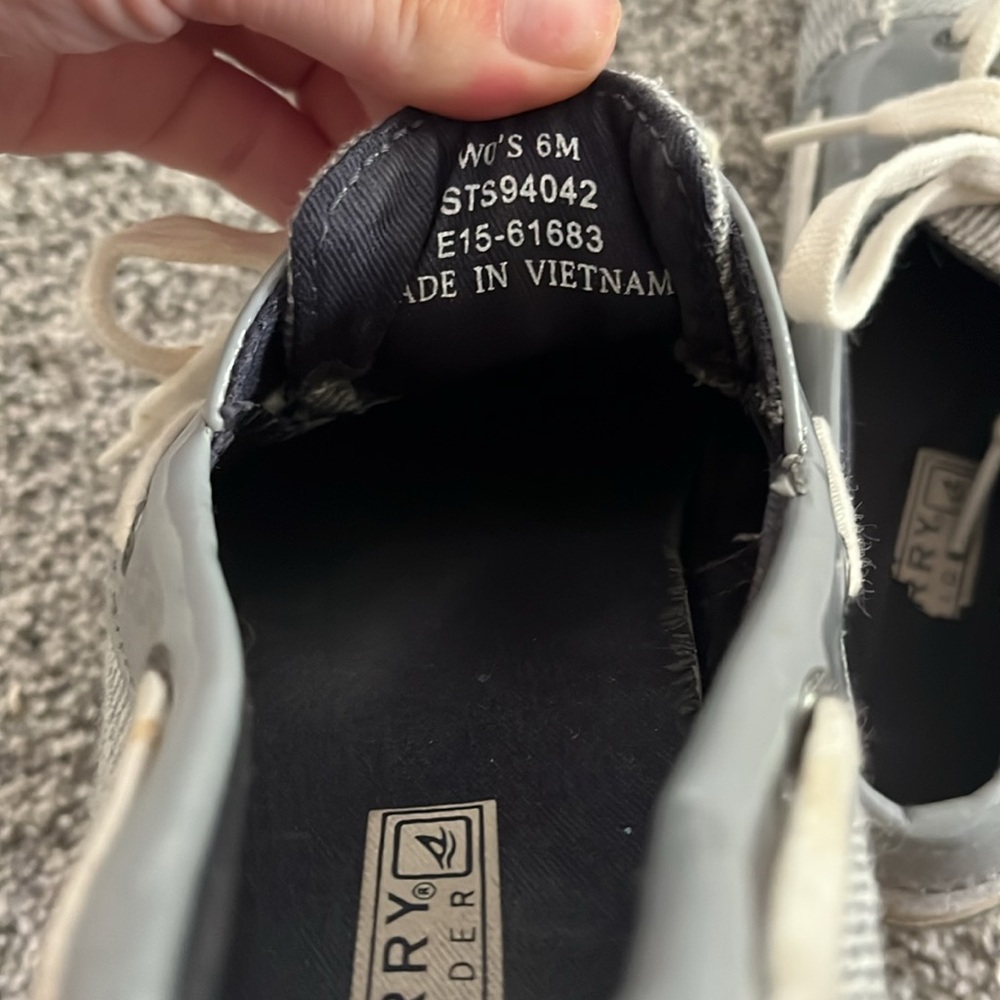 Used Sperrys - Picture 2 of 2